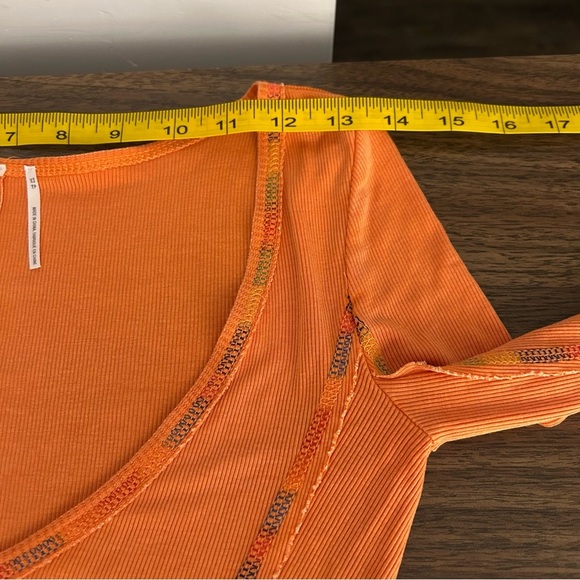 UO OUT FROM UNDER Orange Long Sleeve Crop Top XS - Picture 8 of 11